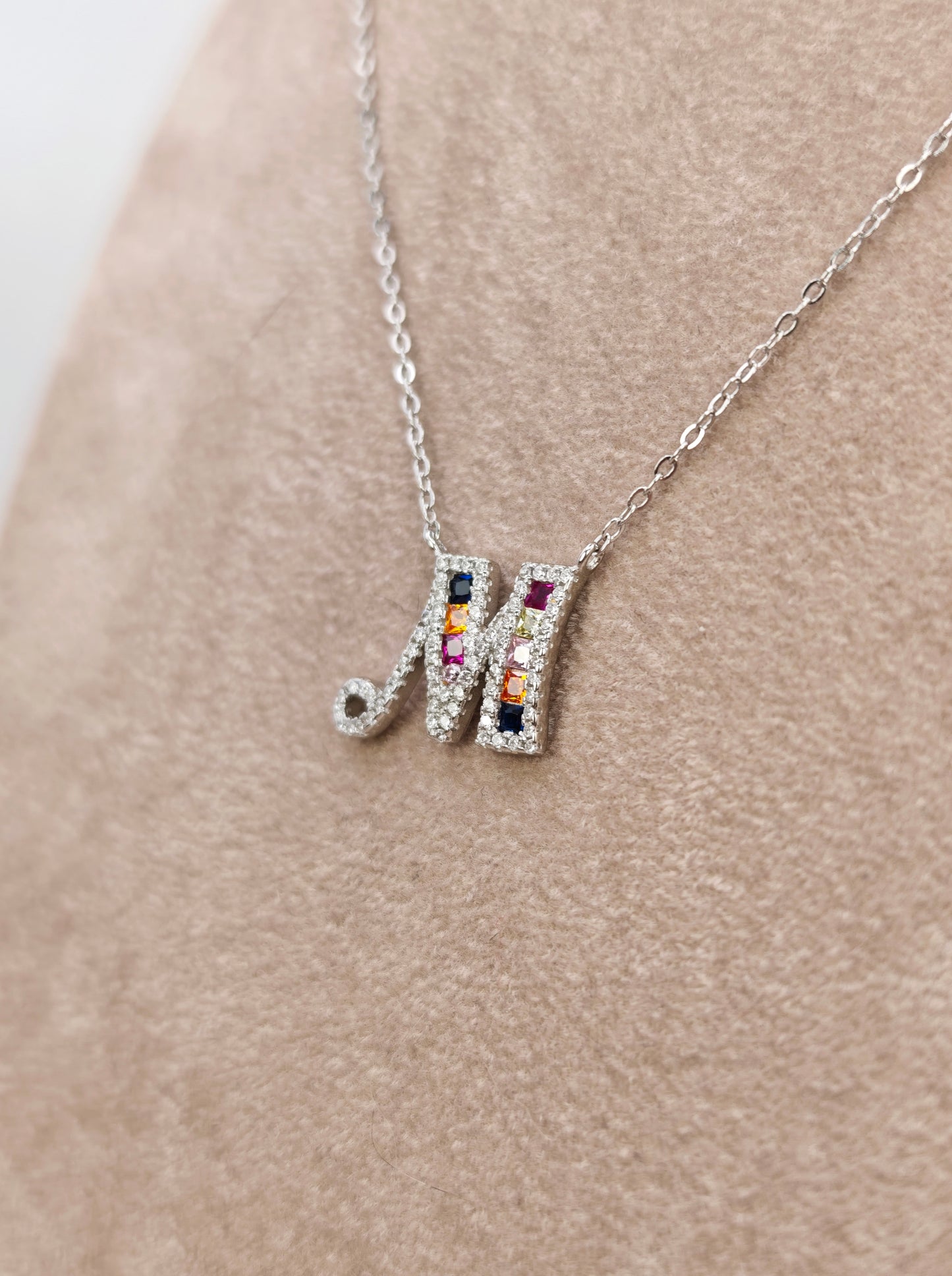 Collana NOMÉLYS