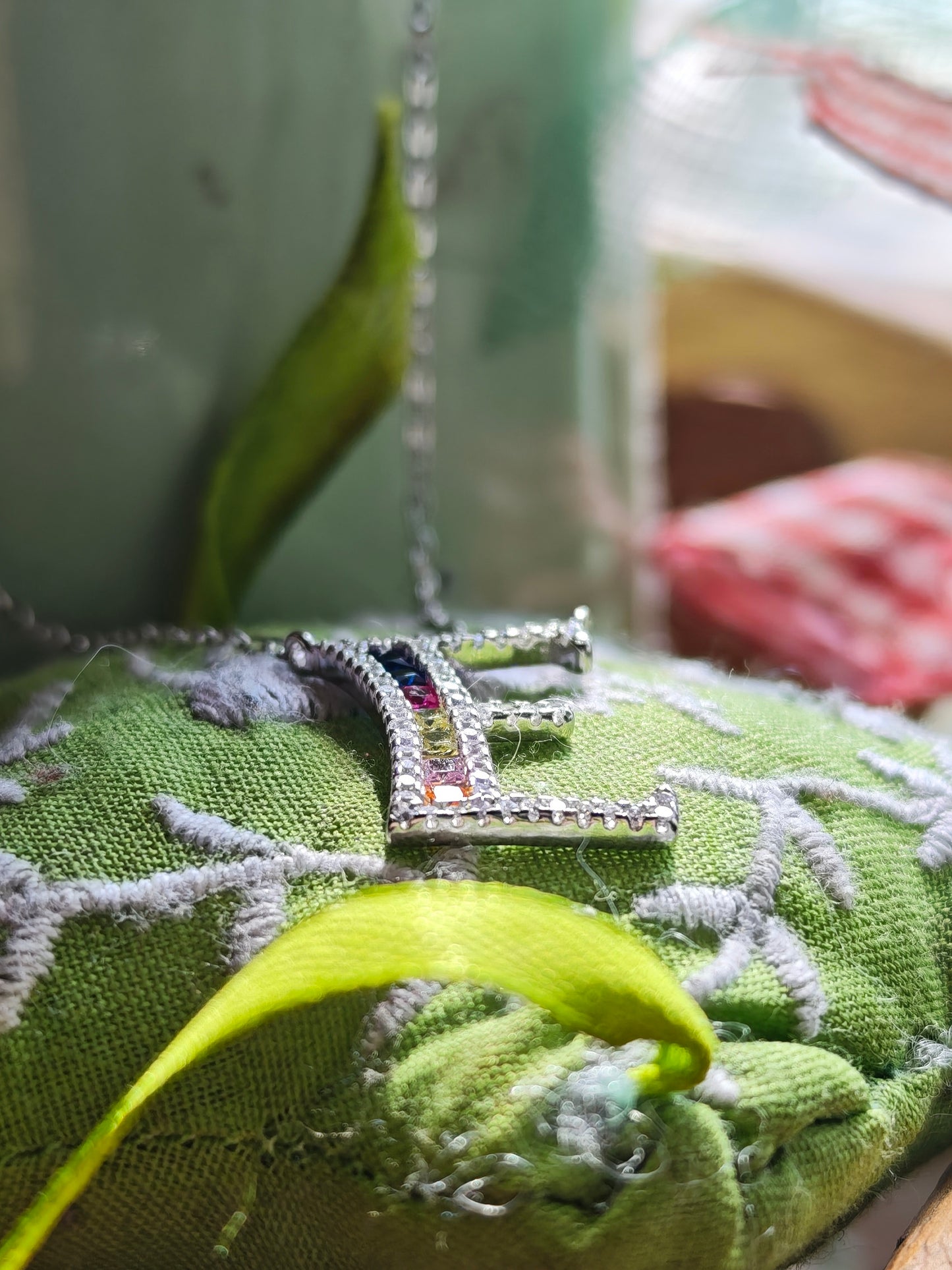 Collana NOMÉLYS
