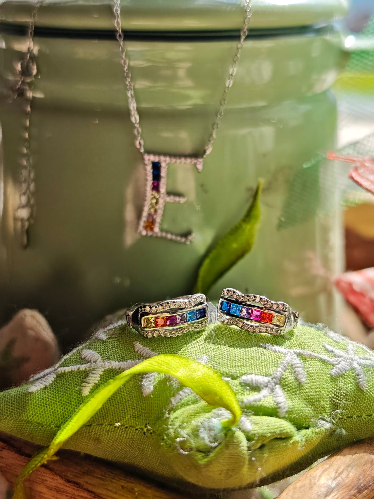 Collana NOMÉLYS